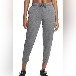 Nike Attack Women’s 7/8 Training Pants, Size Women’s Small